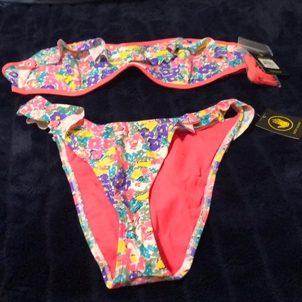 Body glove  of bikini set
